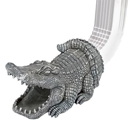 DESIGN TOSCANO Swamp Alligator Gutter Guardian Downspout Statue QM7512080